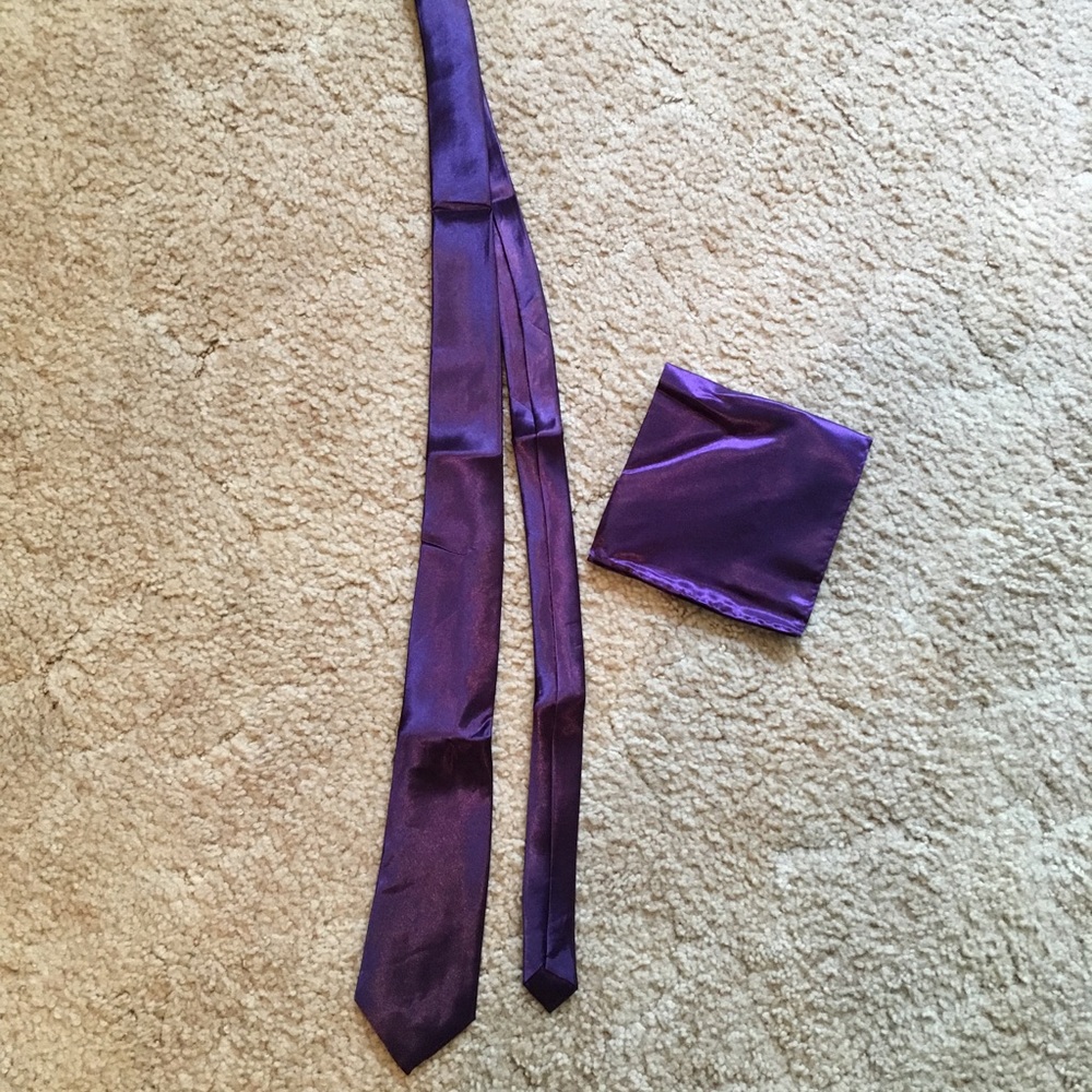 NWOT. Brand new Cadbury purple tie & pocket square
